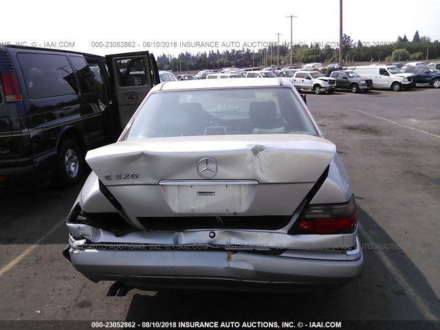 WDBEA32E2SC162256 - 1995 MERCEDES-BENZ E 320 BASE/320 SPECIAL SILVER photo 6