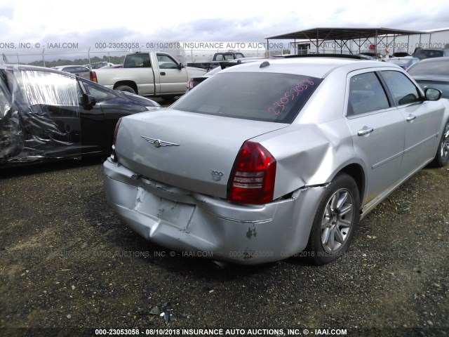 2C3AA63H05H605603 - 2005 CHRYSLER 300C SILVER photo 6