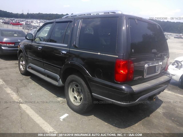 5LMPU28A2XLJ40287 - 1999 LINCOLN NAVIGATOR BLACK photo 3