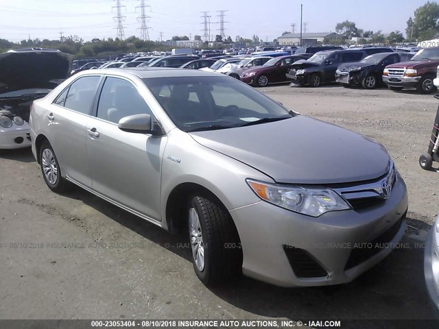 4T1BD1FK3EU139336 - 2014 TOYOTA CAMRY HYBRID/LE/XLE 银色 照片 1