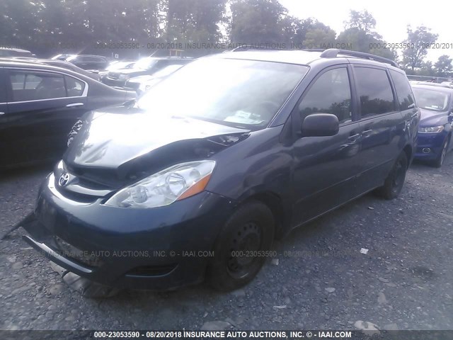 5TDKK4CC8AS302697 - 2010 TOYOTA SIENNA CE/LE GRAY photo 2