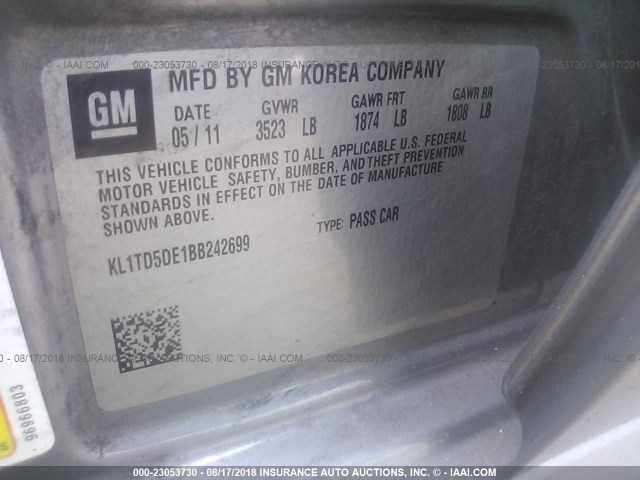 KL1TD5DE1BB242699 - 2011 CHEVROLET AVEO LS/LT 灰色 照片 9