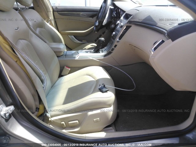 1G6DK5EV9A0117156 - 2010 CADILLAC CTS PERFORMANCE COLLECTION Бирюзовый фото 5