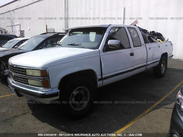 2GCGC39N5L1106474 - 1990 CHEVROLET GMT-400 C3500 WHITE photo 2