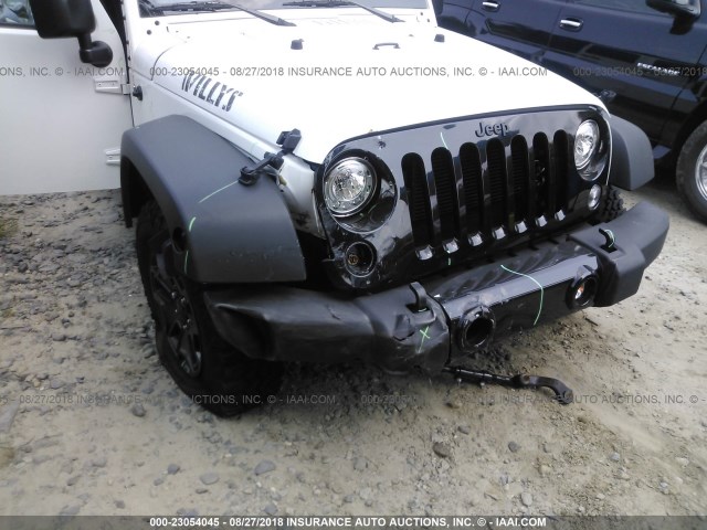 1C4HJWDG2JL809848 - 2018 JEEP WRANGLER UNLIMITE SPORT WHITE photo 6