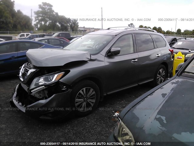 5N1DR2MN0HC637307 - 2017 NISSAN PATHFINDER S/SV/SL/PLATINUM GRAY photo 2