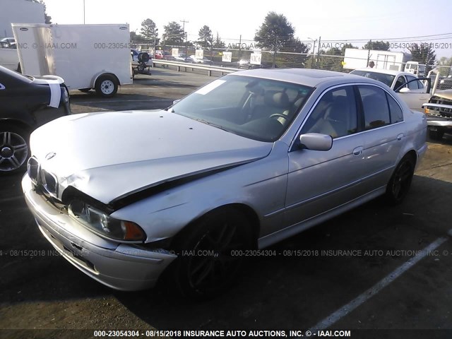 WBADT63403CK39090 - 2003 BMW 530 I AUTOMATIC SILVER photo 2