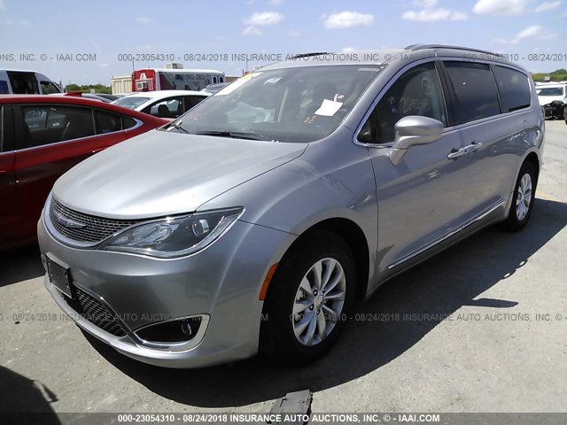 2C4RC1BG1JR269243 - 2018 CHRYSLER PACIFICA TOURING L Մոխրագույն լուսանկար 2