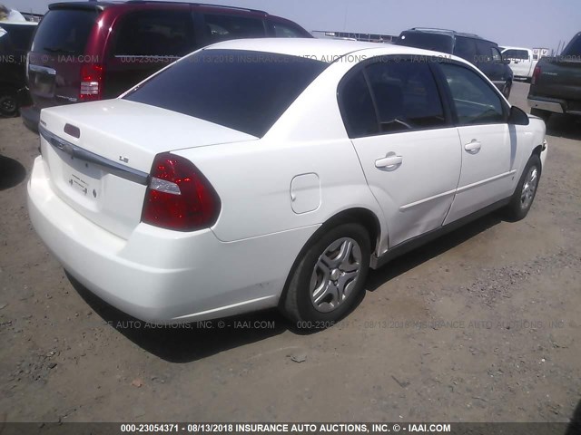 1G1ZS58F88F135591 - 2008 CHEVROLET MALIBU LS თეთრი ფოტო 4