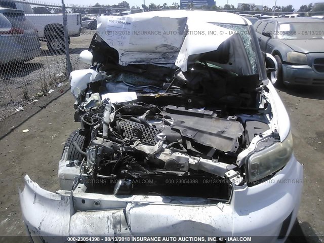 JTLZE4FE5A1103207 - 2010 TOYOTA SCION XB Ақ фото 6