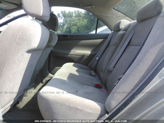JTDBE32K430220028 - 2003 TOYOTA CAMRY LE/XLE TAN photo 8