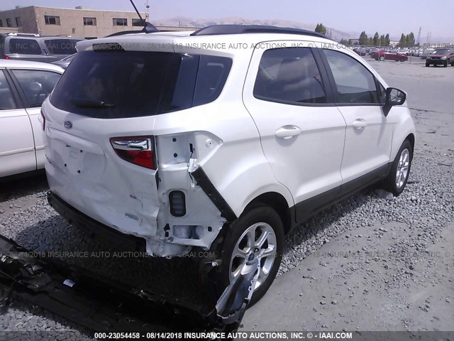 MAJ3P1TE1JC163879 - 2018 FORD ECOSPORT SE WHITE photo 4