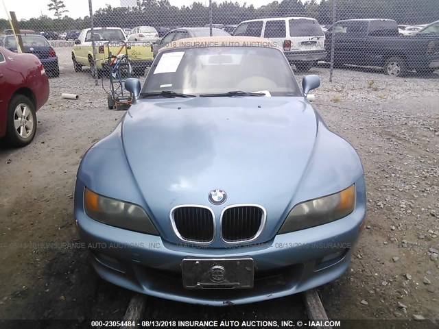 4USCH9330XLF79092 - 1999 BMW Z3 2.3 Light Blue photo 6