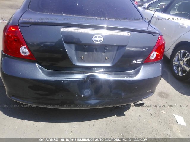 JTKDE177760079745 - 2006 TOYOTA SCION TC 灰色 照片 6