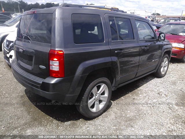 1C4NJRFB2FD339375 - 2015 JEEP PATRIOT LATITUDE GRAY photo 4