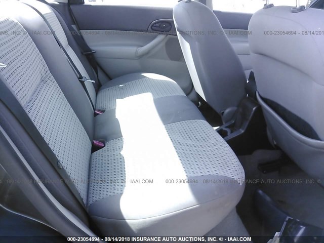 1FAFP34N07W162799 - 2007 FORD FOCUS ZX4/S/SE/SES GRAY photo 8