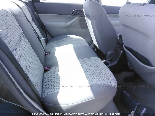 1FAFP34N07W162799 - 2007 FORD FOCUS ZX4/S/SE/SES 灰色 照片 8