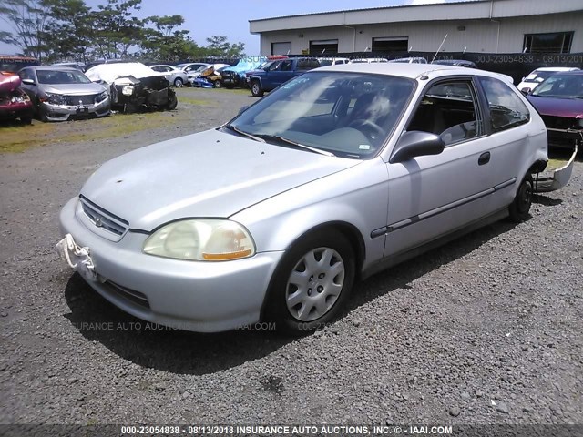 2HGEJ6445WH119185 - 1998 HONDA CIVIC DX SILVER photo 2