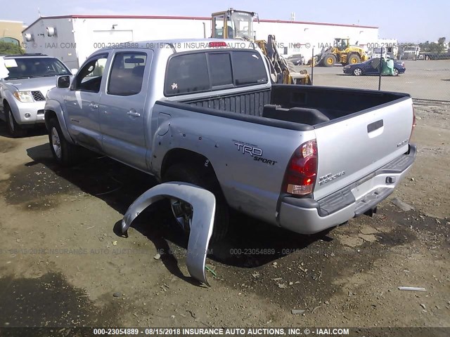 3TMLU42NX6M008534 - 2006 TOYOTA TACOMA DOUBLE CAB SILVER photo 3