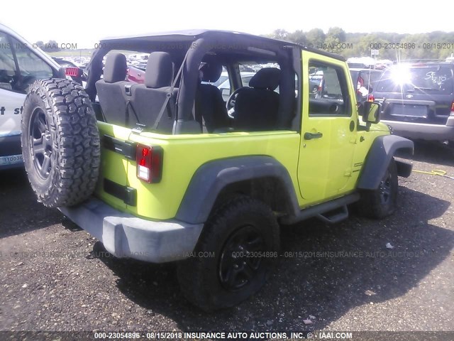 1C4AJWAG0GL314398 - 2016 JEEP WRANGLER SPORT GREEN photo 4