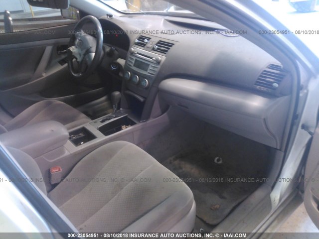 4T1BE46K89U345885 - 2009 TOYOTA CAMRY SE/LE/XLE 银色 照片 5