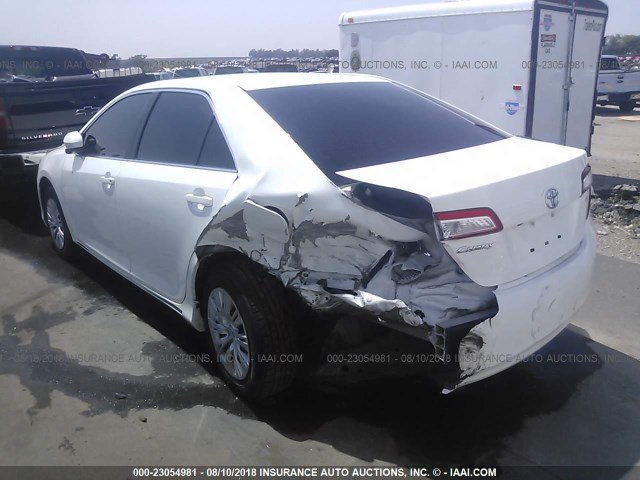 4T4BF1FK3ER433903 - 2014 TOYOTA CAMRY L/SE/LE/XLE 白色 照片 6