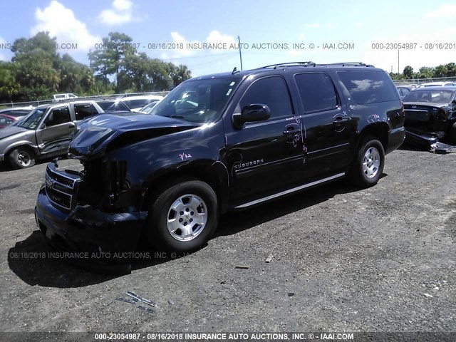 1GNUCJE05AR229575 - 2010 CHEVROLET SUBURBAN C1500 LT BLACK photo 2