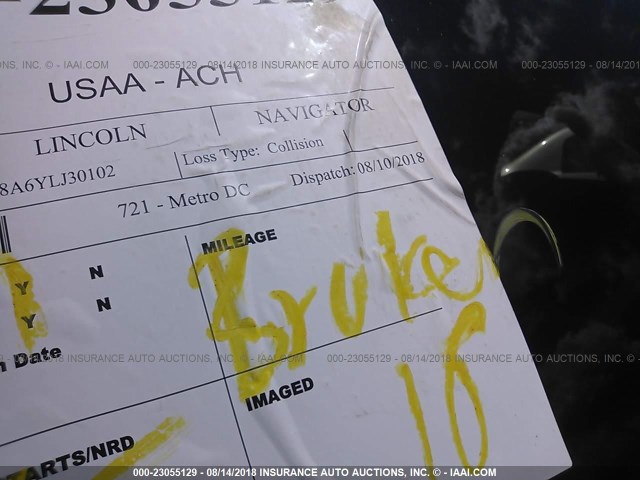 5LMFU28A6YLJ30102 - 2000 LINCOLN NAVIGATOR თეთრი ფოტო 7