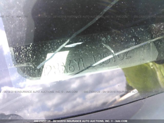 5LMFU28A6YLJ30102 - 2000 LINCOLN NAVIGATOR თეთრი ფოტო 9