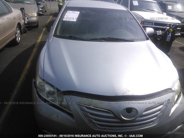 4T1BK46K47U047114 - 2007 TOYOTA CAMRY NEW GENERAT LE/XLE/SE SILVER photo 6