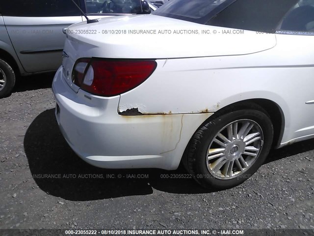 1C3LC55RX8N223495 - 2008 CHRYSLER SEBRING TOURING WHITE photo 6