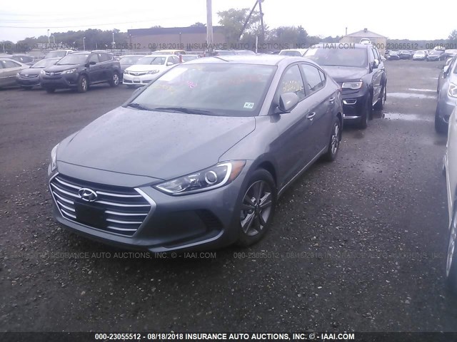 5NPD84LF4JH333257 - 2018 HYUNDAI ELANTRA SEL/VALUE/LIMITED GRAY photo 2