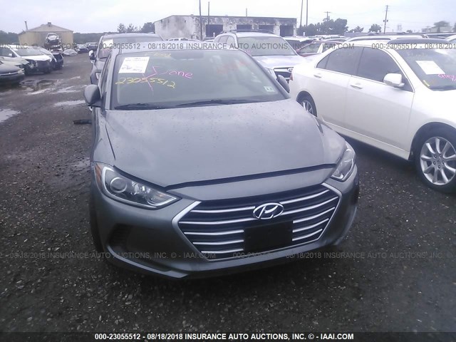 5NPD84LF4JH333257 - 2018 HYUNDAI ELANTRA SEL/VALUE/LIMITED GRAY photo 6