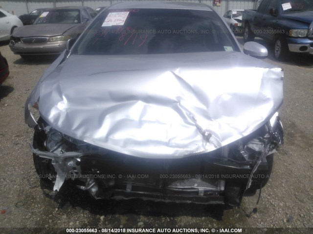 4T1BF1FKXDU236011 - 2013 TOYOTA CAMRY L/SE/LE/XLE Gümüş foto 6