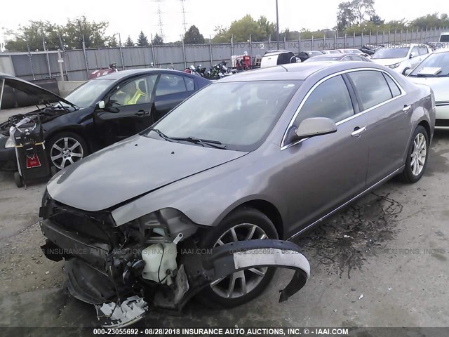 1G1ZG5E7XCF165912 - 2012 CHEVROLET MALIBU LTZ 棕色 照片 2