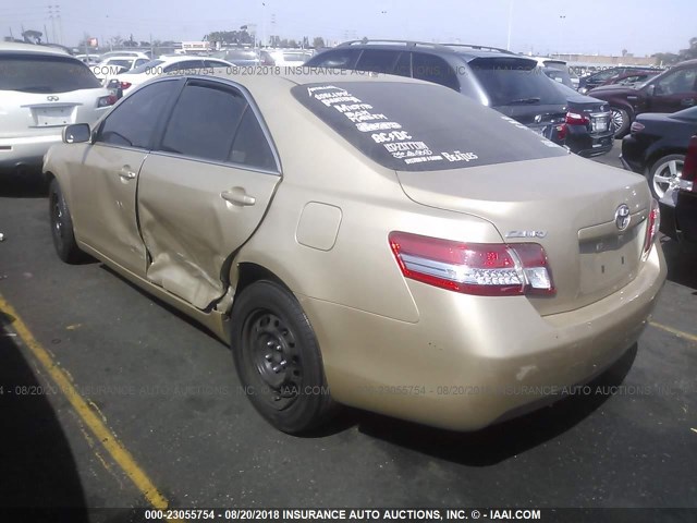 4T1BF3EK0BU615464 - 2011 TOYOTA CAMRY SE/LE/XLE 金色 照片 3