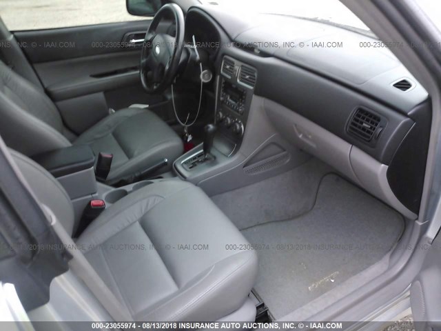 JF1SG65613H716888 - 2003 SUBARU FORESTER 2.5XS 银色 照片 5