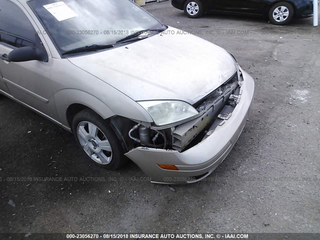 1FAFP34N67W216204 - 2007 FORD FOCUS ZX4/S/SE/SES 金色 照片 6