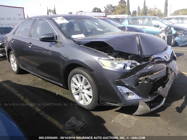 4T4BF1FK6CR164485 - 2012 TOYOTA CAMRY SE/LE/XLE ნაცრისფერი ფოტო 1