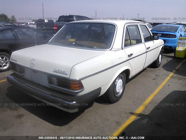 12313012068897 - 1978 MERCEDES-BENZ 300 WHITE photo 4