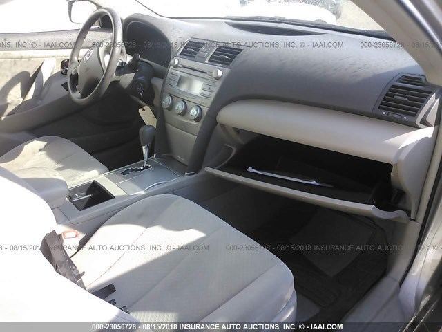 4T1BE46K17U092650 - 2007 TOYOTA CAMRY NEW GENERAT CE/LE/XLE/SE GOLD photo 5