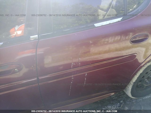 2G2WP552661148152 - 2006 PONTIAC GRAND PRIX მუქწითელი ფოტო 6