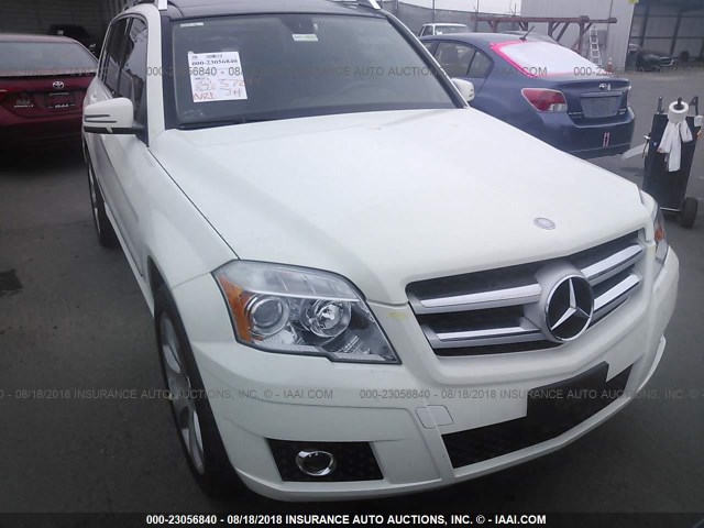 WDCGG8HB4BF708096 - 2011 MERCEDES-BENZ GLK 350 4MATIC WHITE photo 6