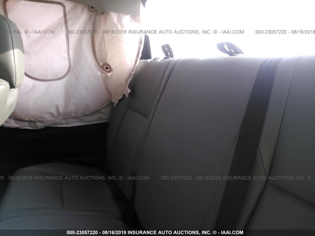 5TFRM5F13HX116580 - 2017 TOYOTA TUNDRA DOUBLE CAB SR/SR5 WHITE photo 8