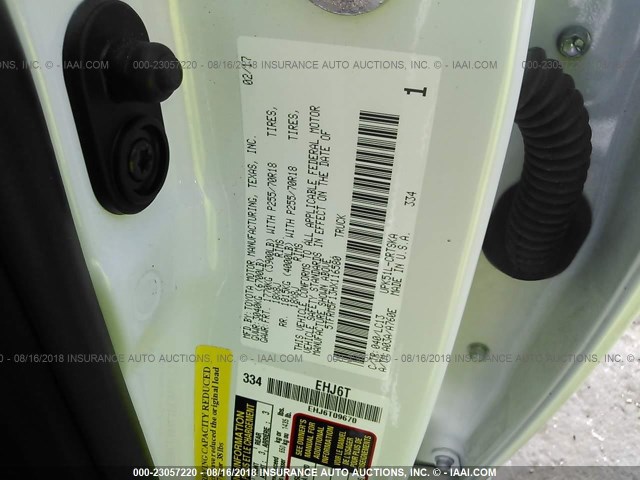 5TFRM5F13HX116580 - 2017 TOYOTA TUNDRA DOUBLE CAB SR/SR5 WHITE photo 9