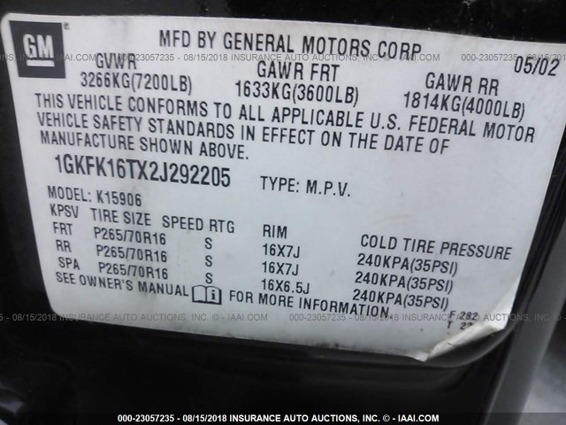 1GKFK16TX2J292205 - 2002 GMC YUKON XL K1500 BLACK photo 9