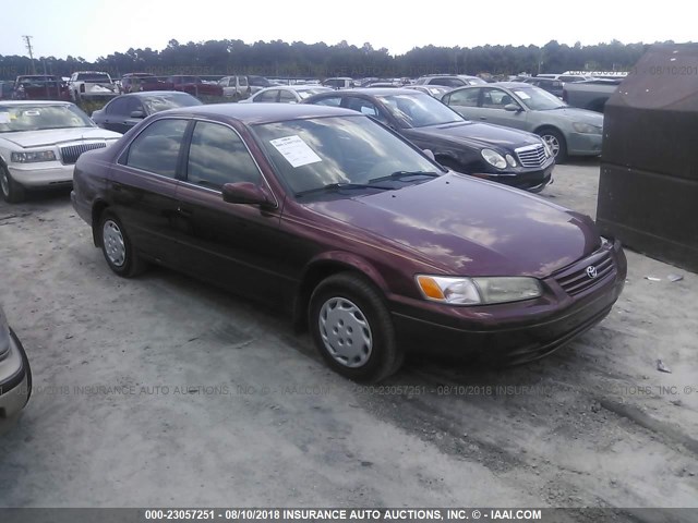 JT2BG22K6X0377644 - 1999 TOYOTA CAMRY LE/XLE BURGUNDY photo 1