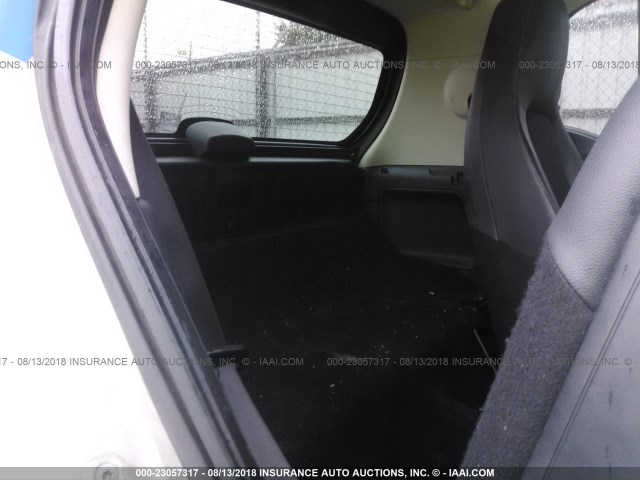 WMEEJ3BA8EK778389 - 2014 SMART FORTWO PURE/PASSION WHITE photo 8