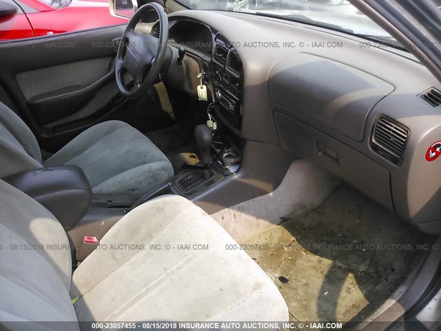 4T1BG12K9TU796572 - 1996 TOYOTA CAMRY DX/LE/XLE GOLD photo 5