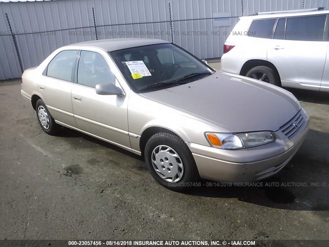 4T1BG22K3XU916958 - 1999 TOYOTA CAMRY CE/LE/XLE 金色 照片 1